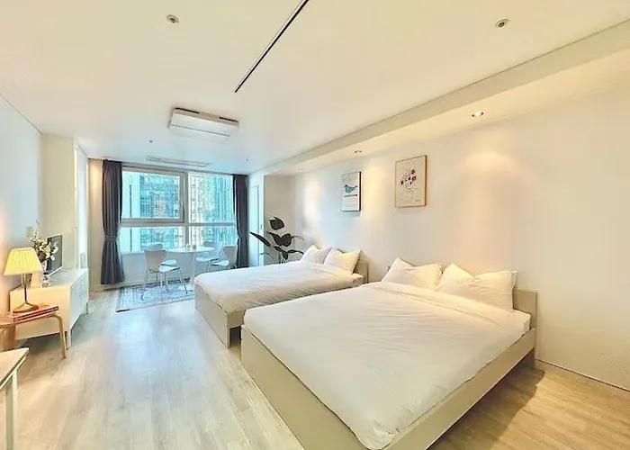 Loft Near Myeongdong Сеул